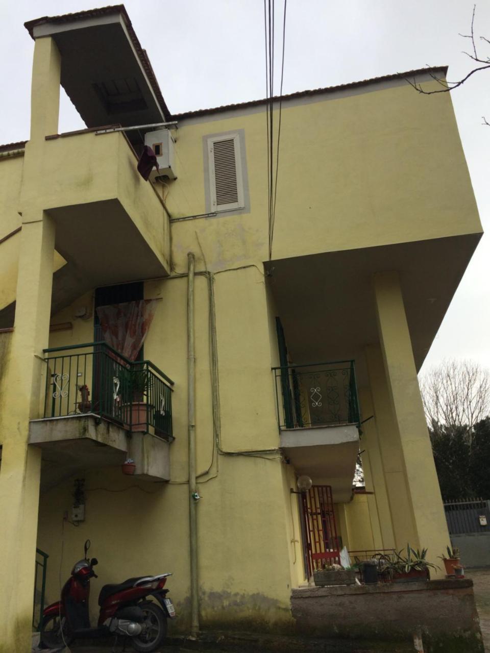 Casa Di Carlo Hotel Torre Caracciolo Ngoại thất bức ảnh